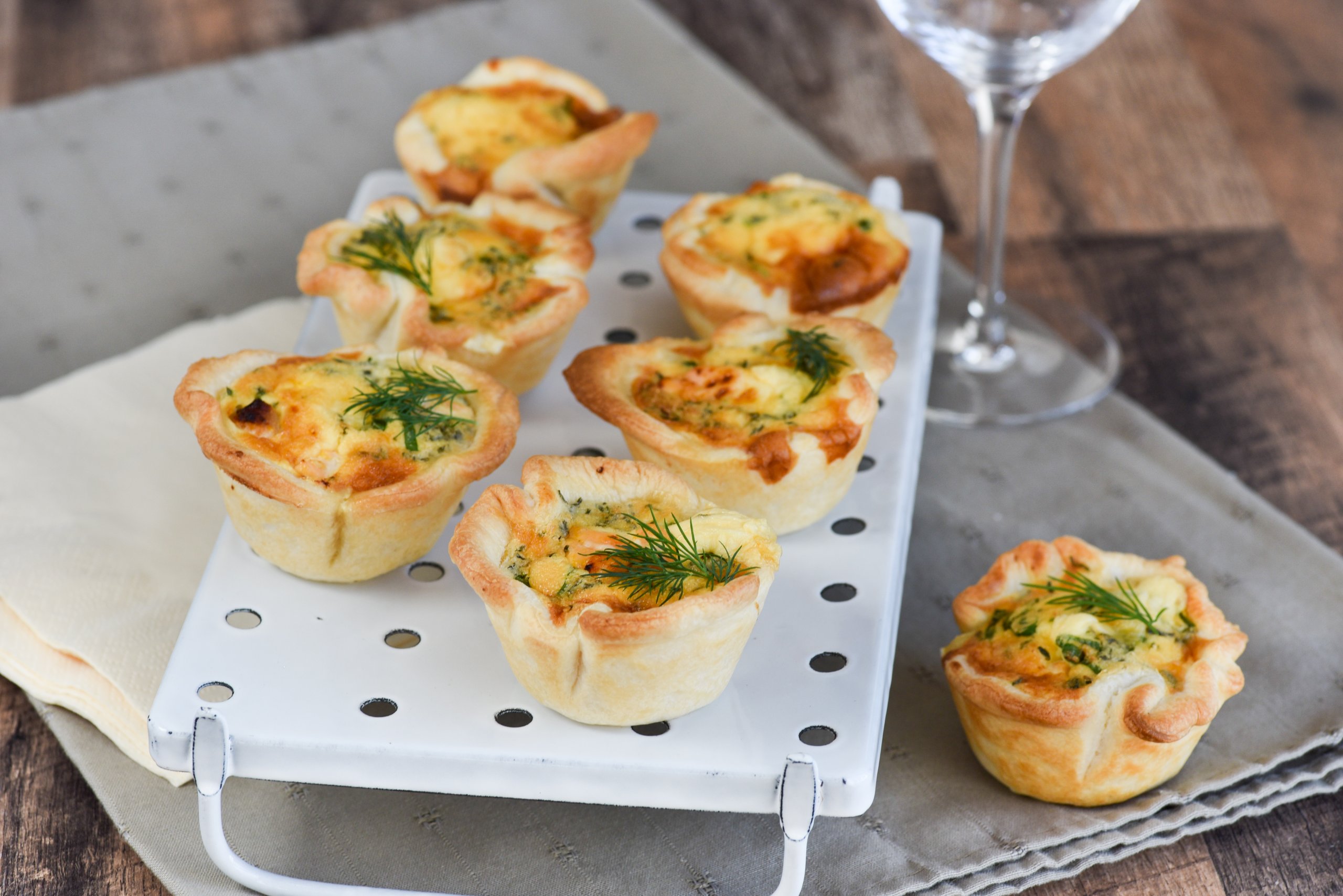 Mini quiches met zalm